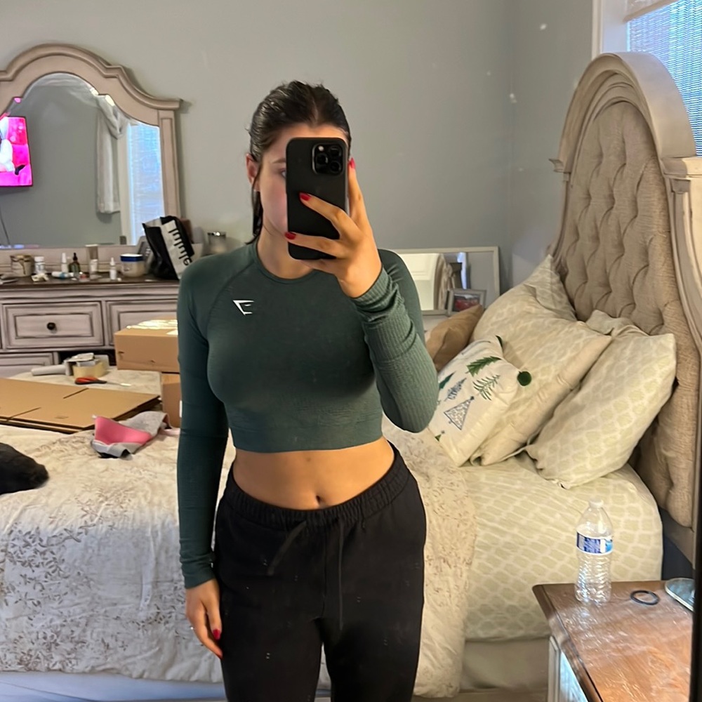 gymshark long sleeve workout top